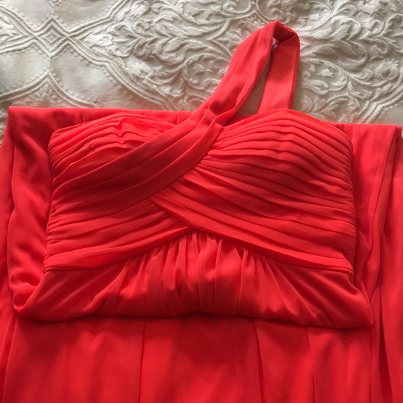 Prom/Formal Dress - Picture 2 of 3